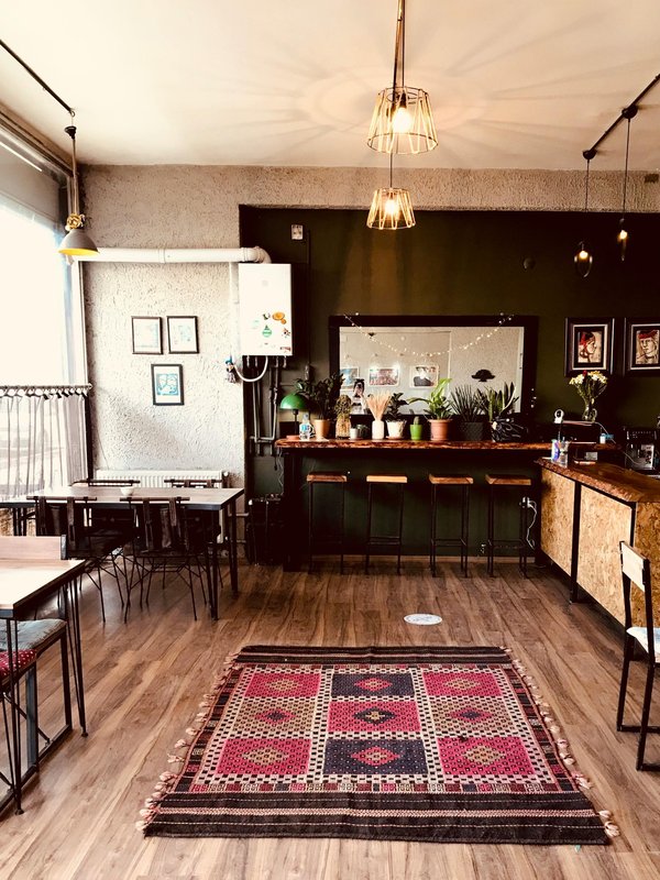 Tapis de bar personnalisé : alliez style et praticité !